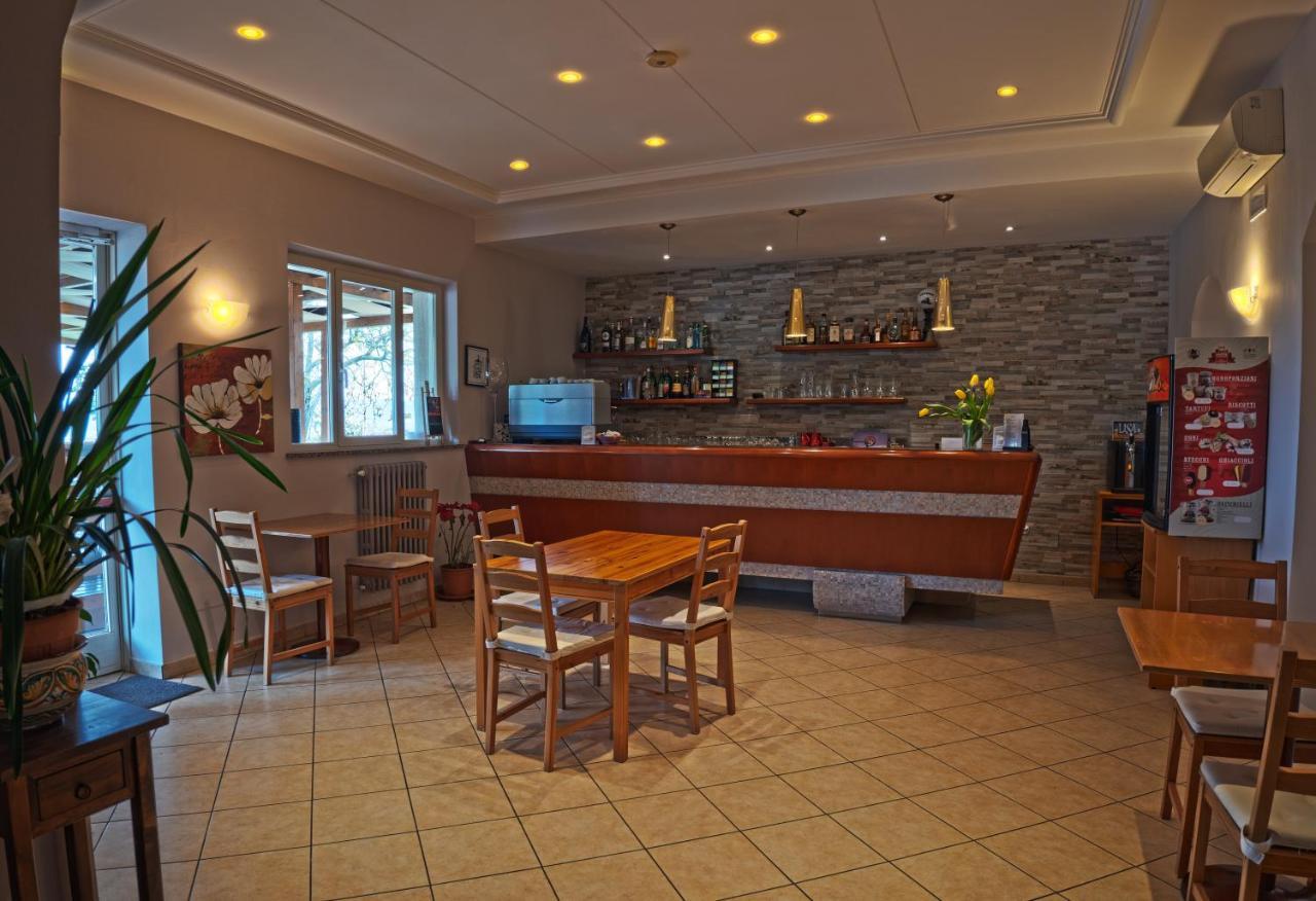 Viole Country Hotel อัสซิซี ภายนอก รูปภาพ