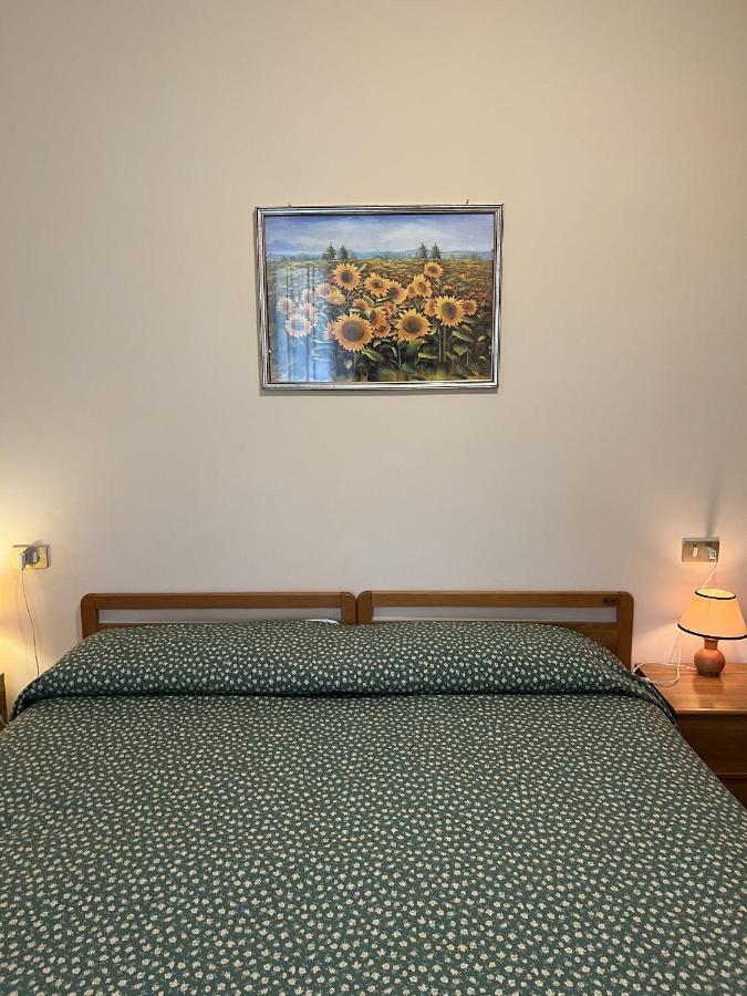Viole Country Hotel อัสซิซี ภายนอก รูปภาพ